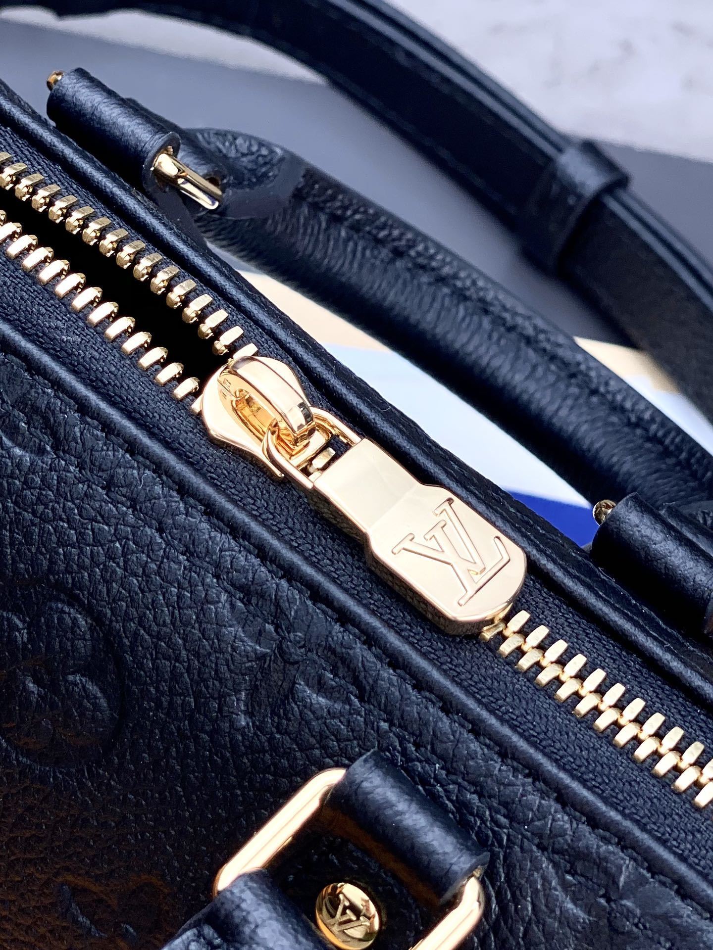 Nano Speedy Bag
