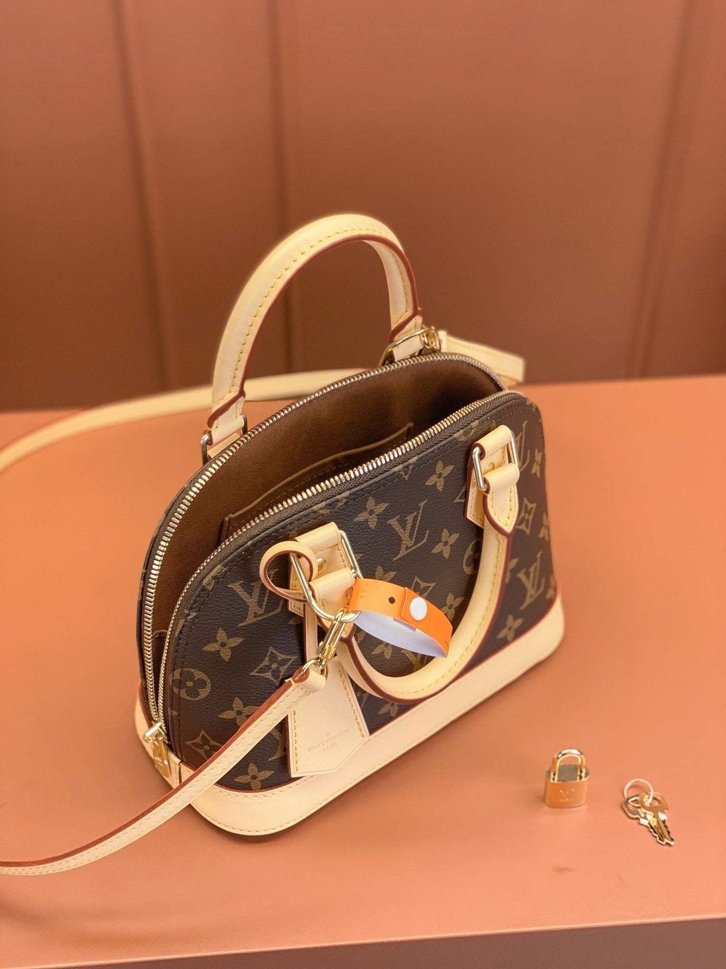 Alma BB Bag