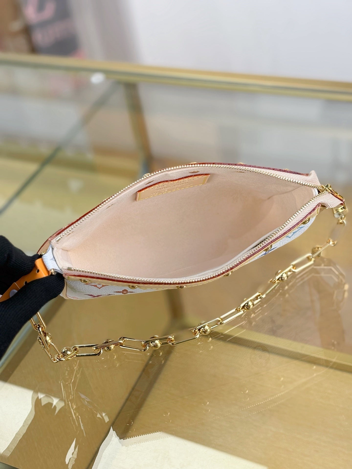 LV x TM Pochette Accessoires Bag (M13404)