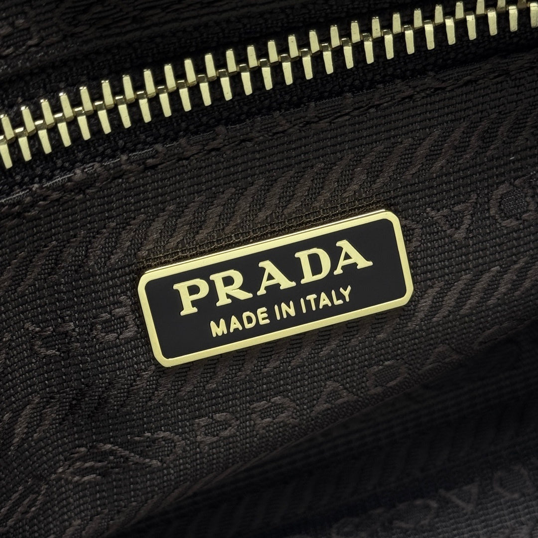 Prada Bonnie leather mini handbag