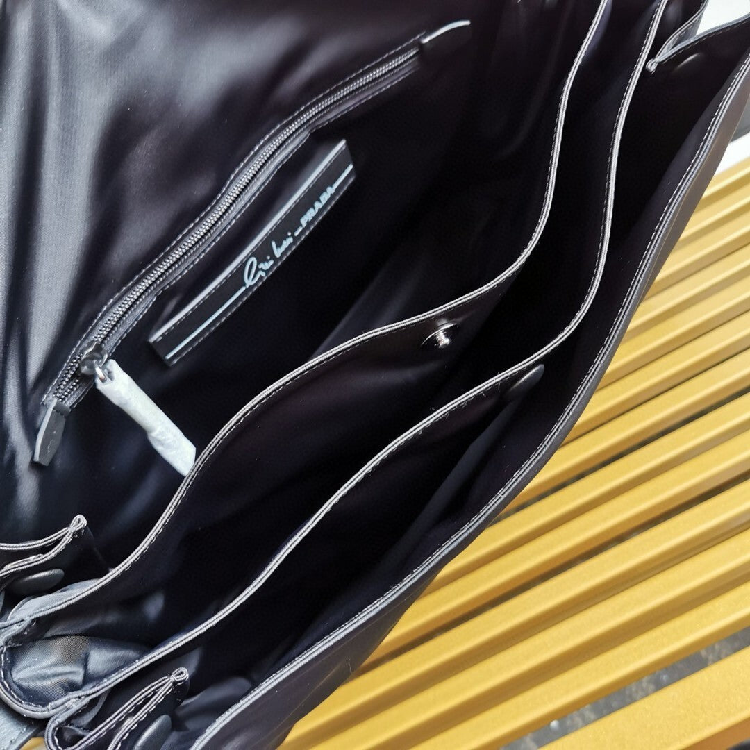 Prada Traveller large padded Re-Nylon shoulder bag
