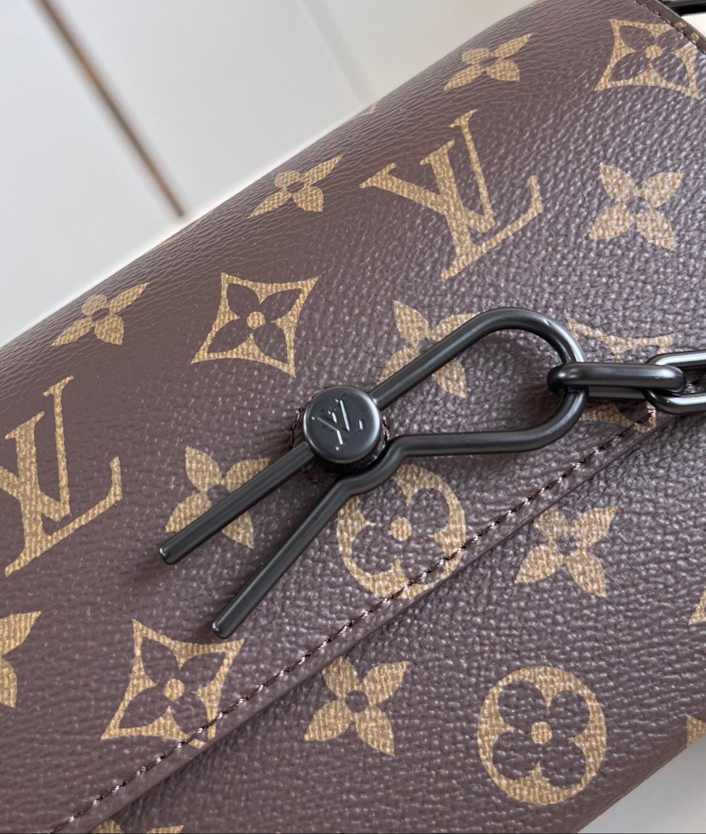 LV Steamer Wearable Wallet