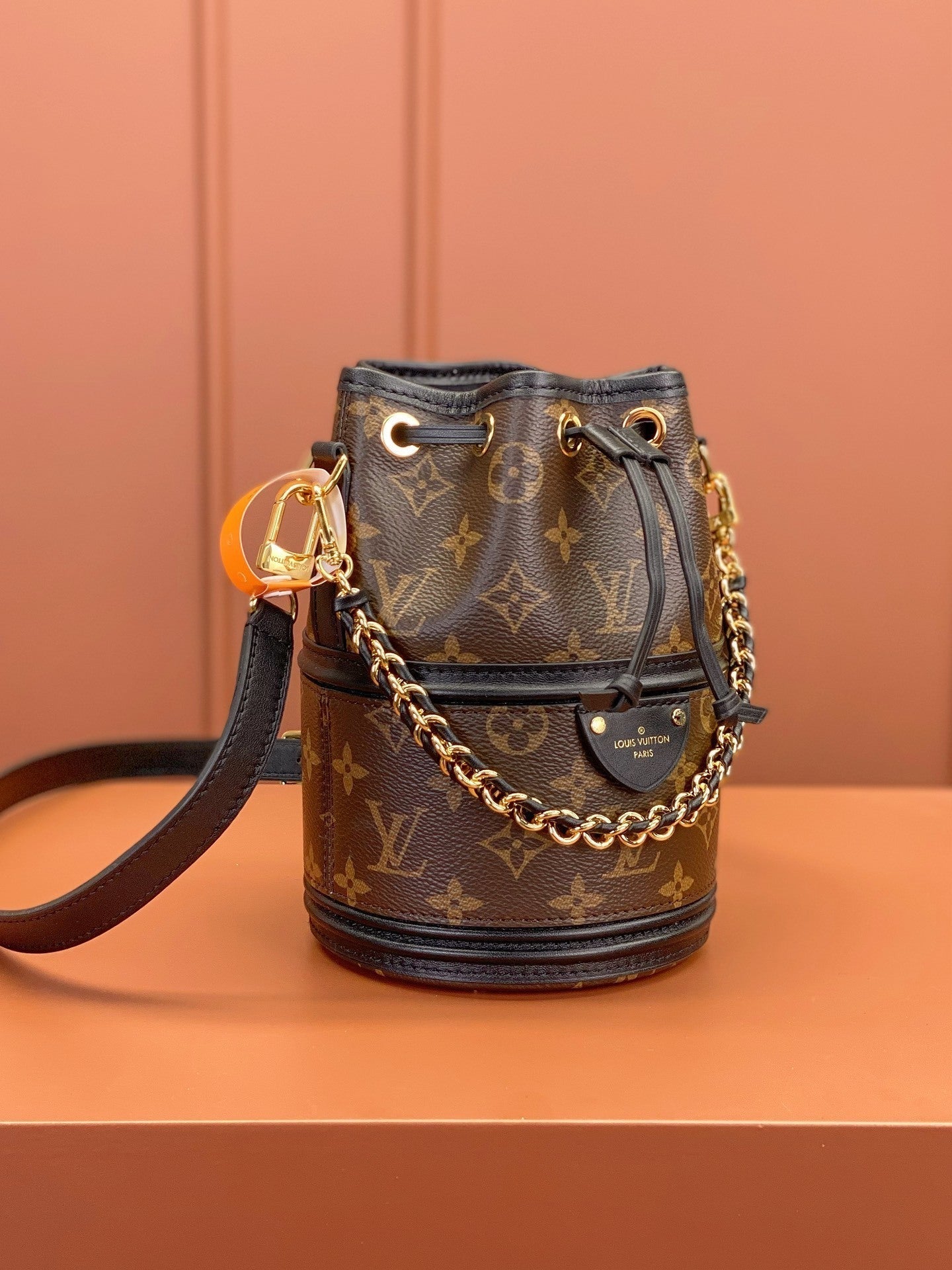 LV Canoé Bucket Bag