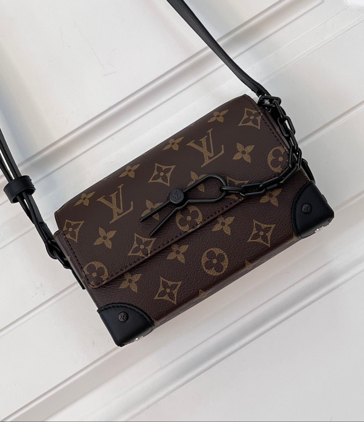 LV Steamer Wearable Wallet