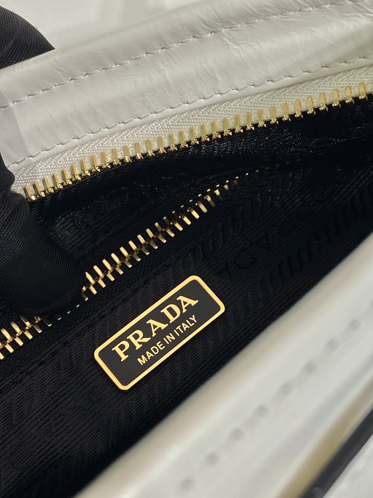 Prada Bonnie medium leather handbag