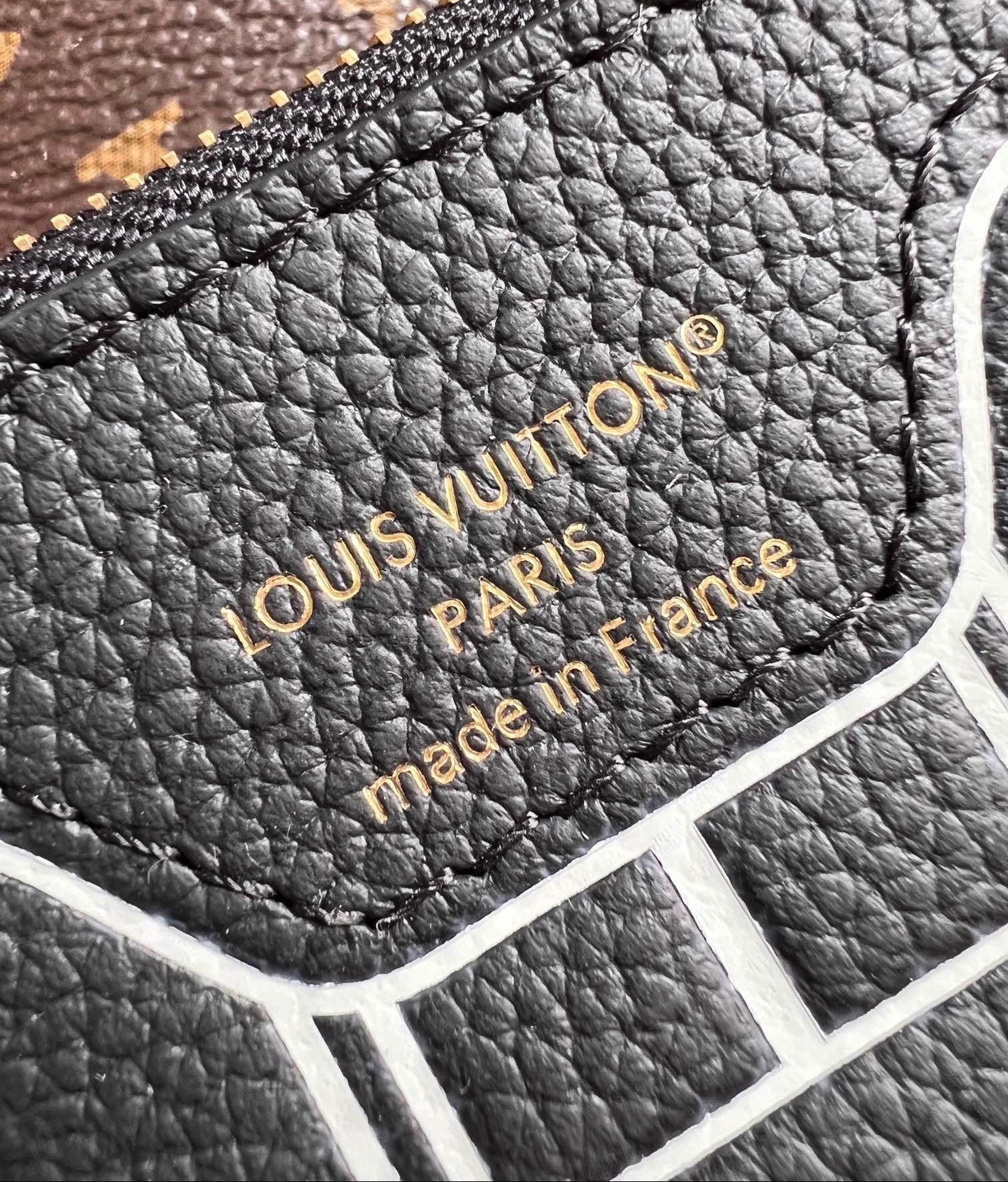 Neverfull Bandoulière Inside Out BB Bag