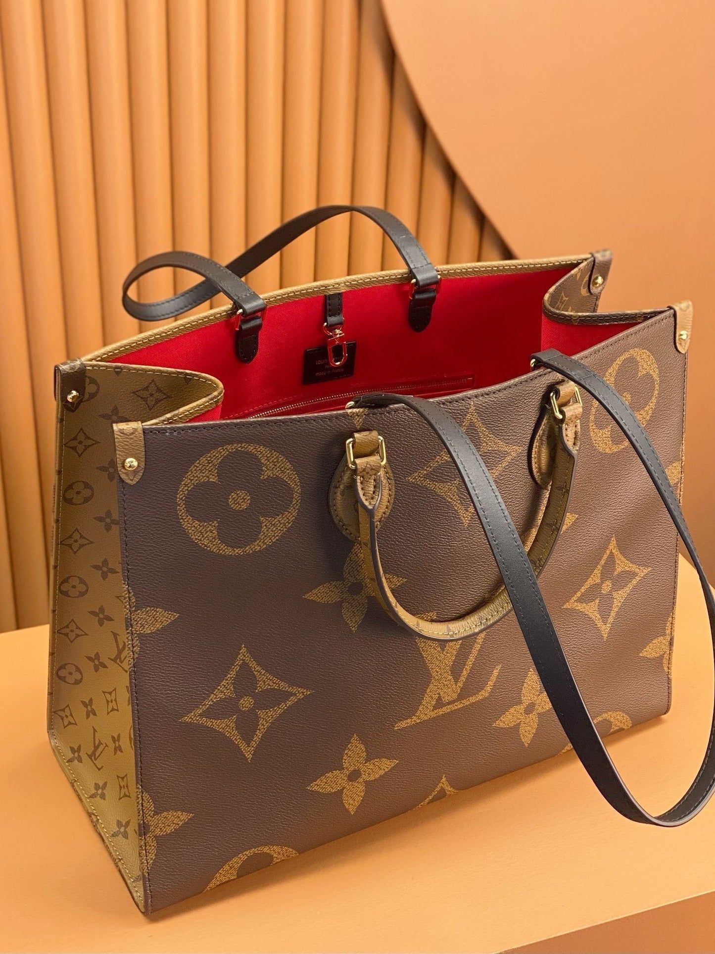 OnTheGo GM Bag
