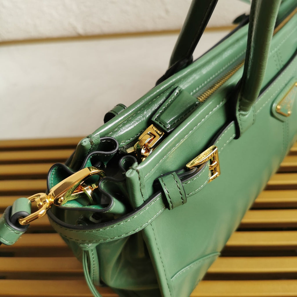 Prada Bonnie medium leather handbag