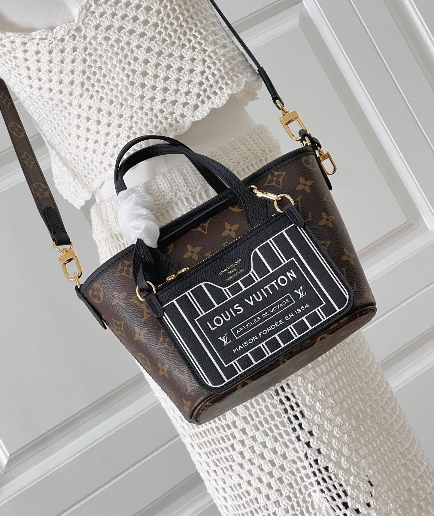 Neverfull Bandoulière Inside Out BB Bag