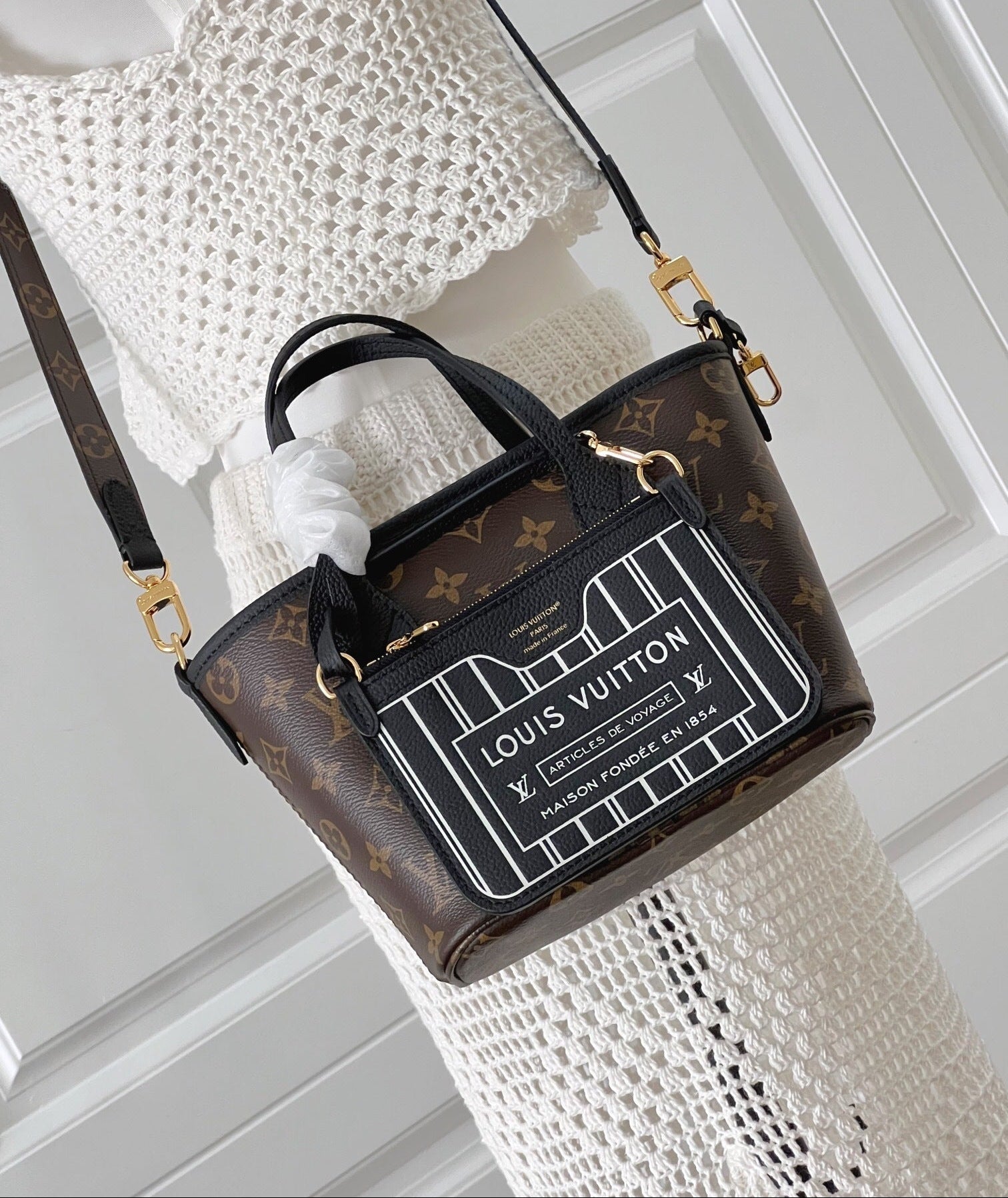 Neverfull Bandoulière Inside Out BB Bag