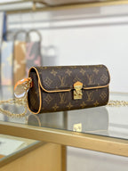 LV Pochette Camille
