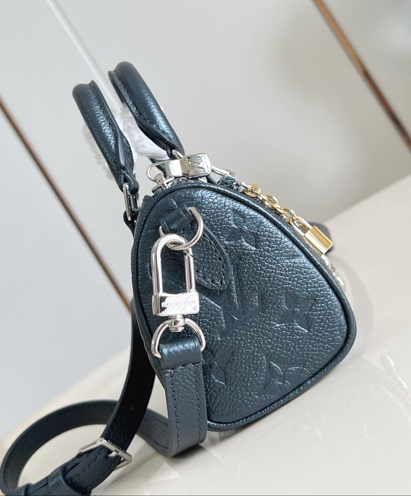 Nano Speedy Bag