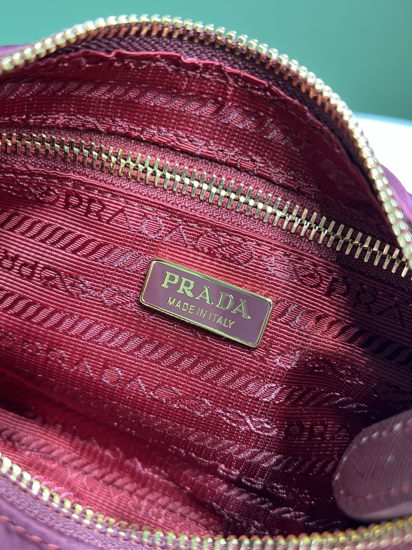 Prada Re-Edition 2005 Saffiano leather mini-bag