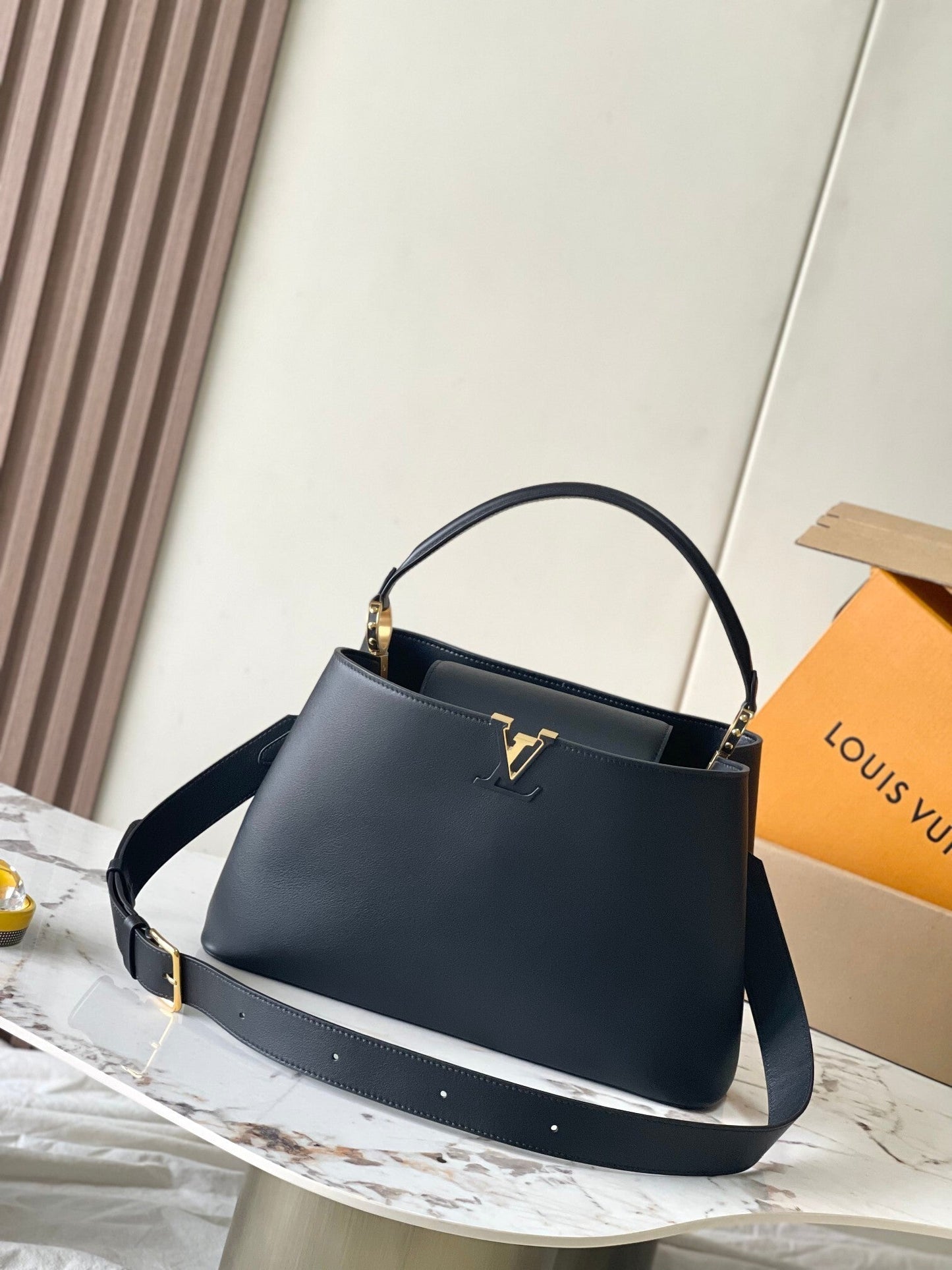 Capucines GM Souple Bag