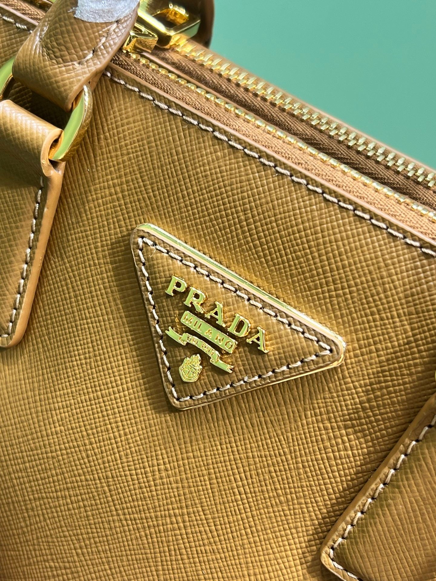 Prada Galleria mini Saffiano leather bag