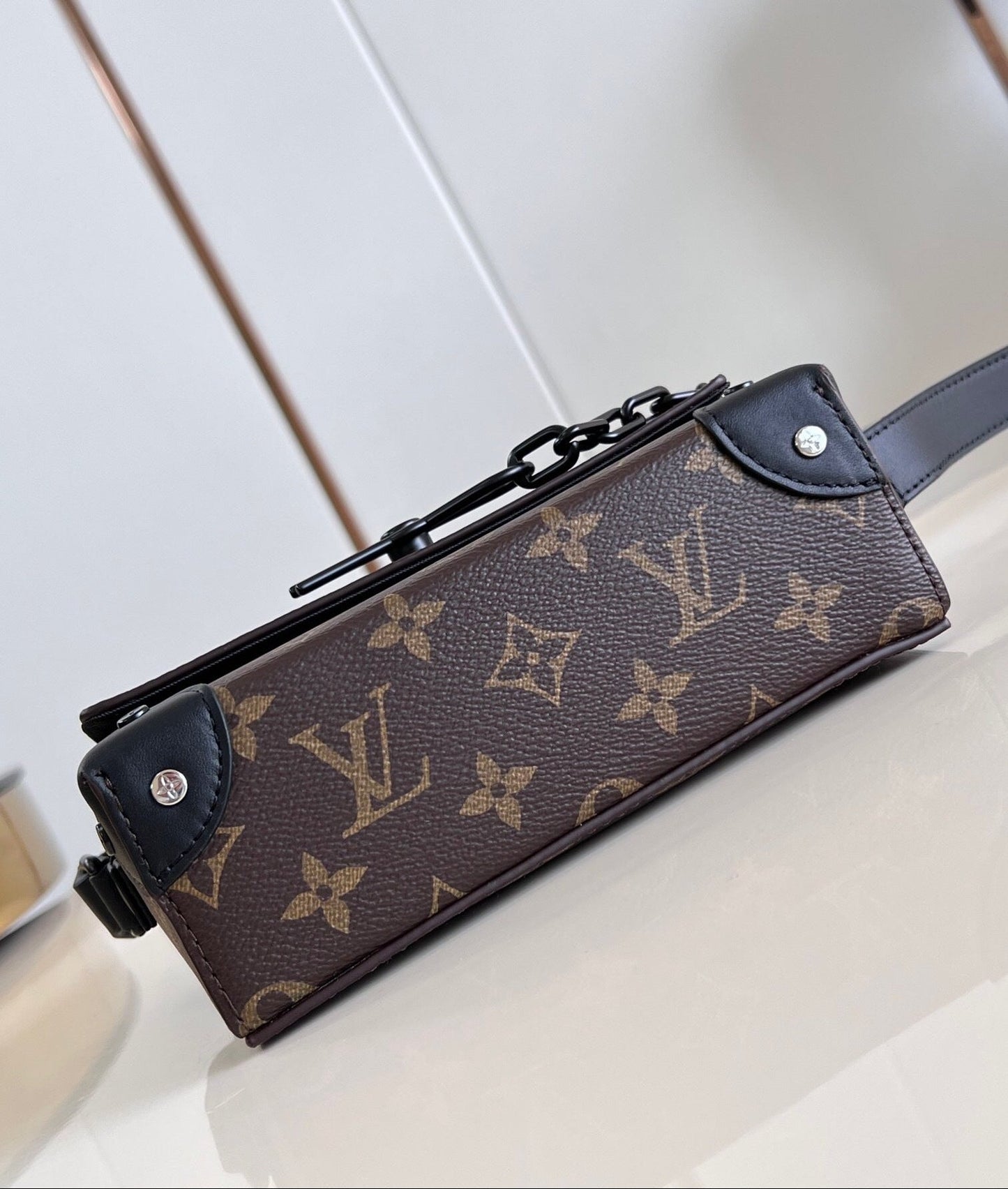 LV Steamer Wearable Wallet