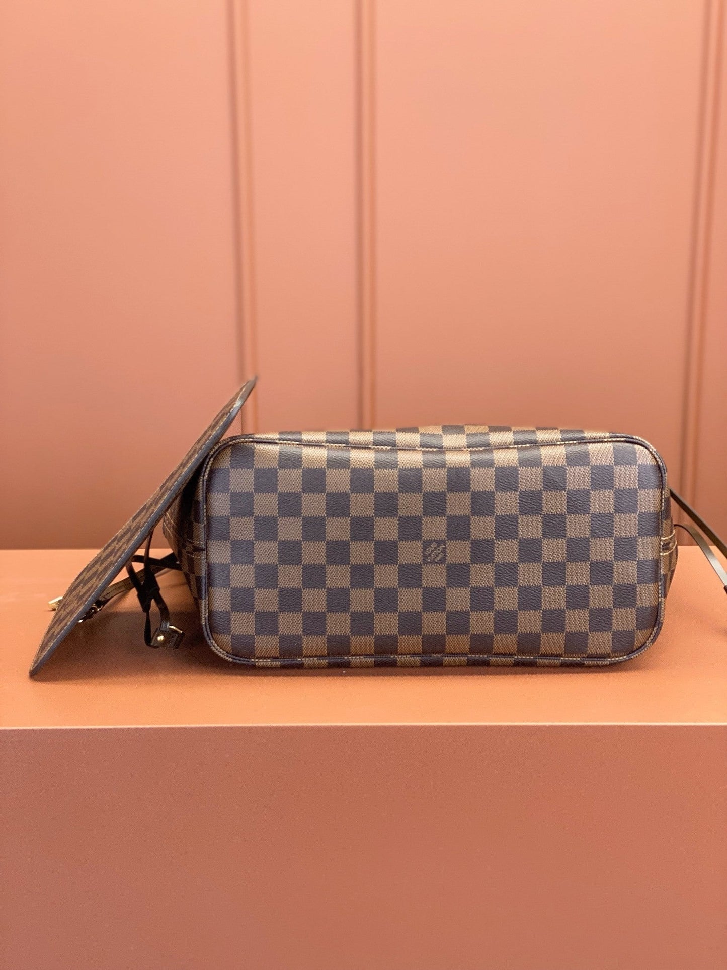 Neverfull MM Tote Bag
