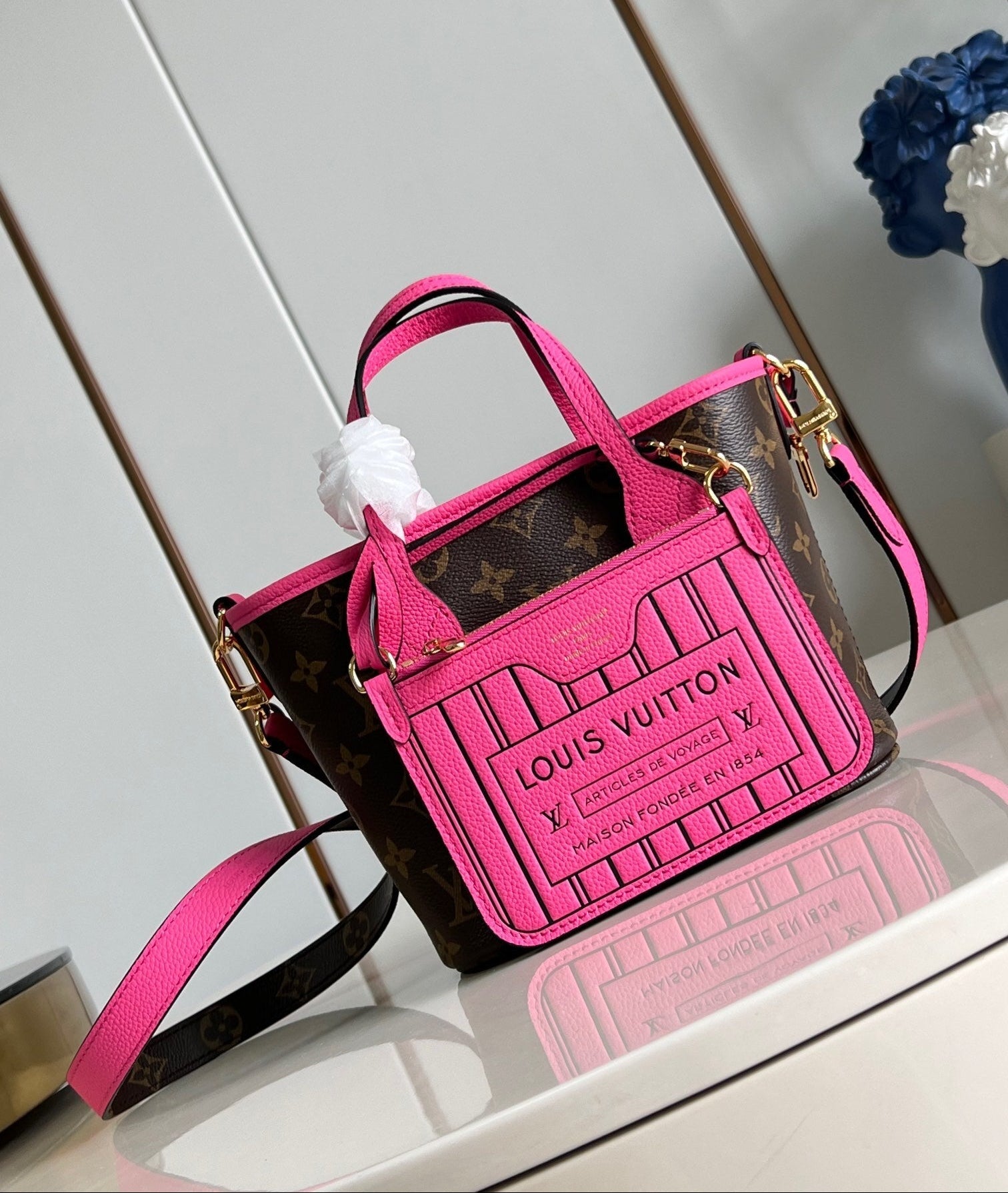 Neverfull Bandoulière Inside Out BB Bag