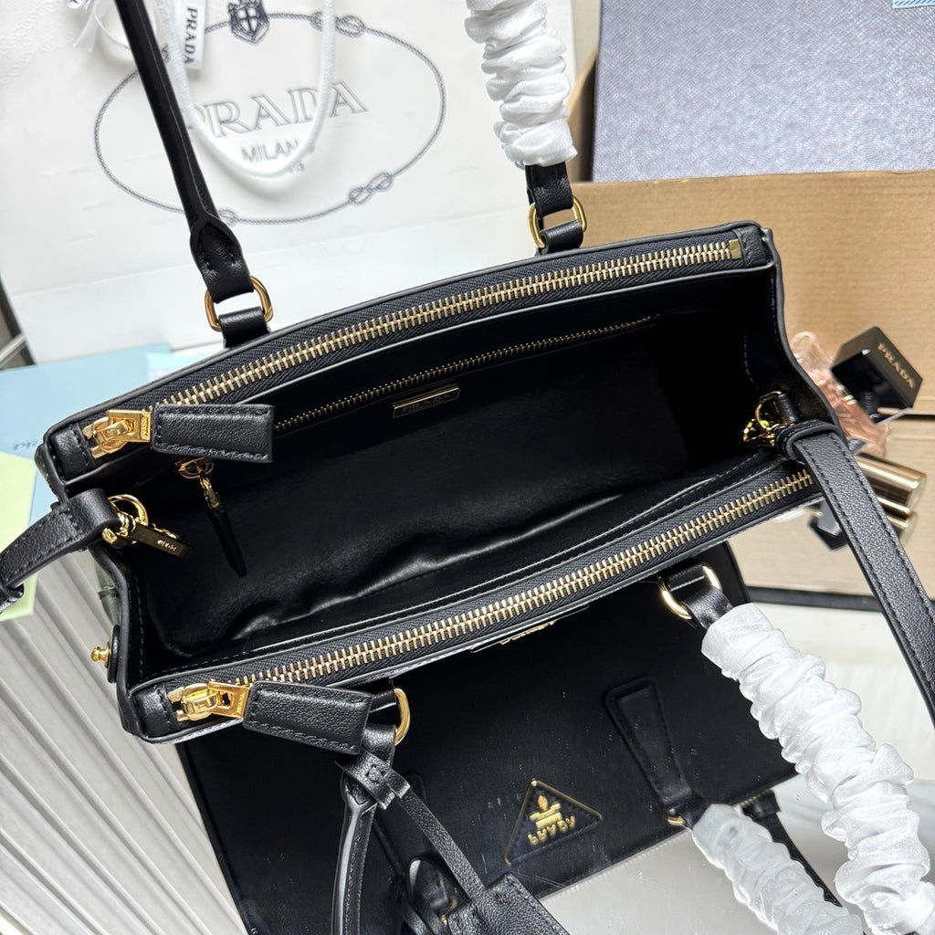 Prada Galleria medium leather bag