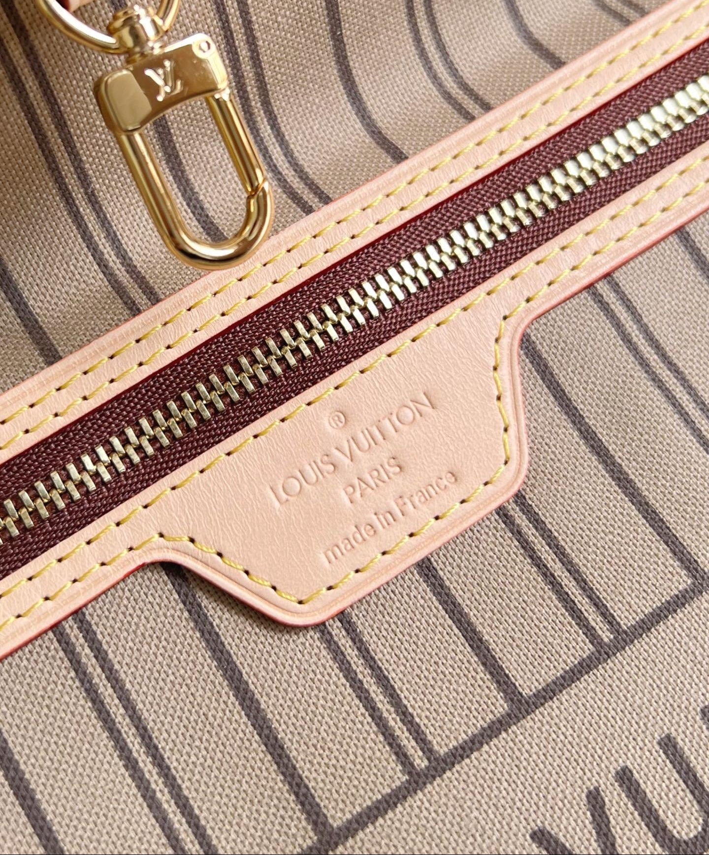 Neverfull MM Tote Bag