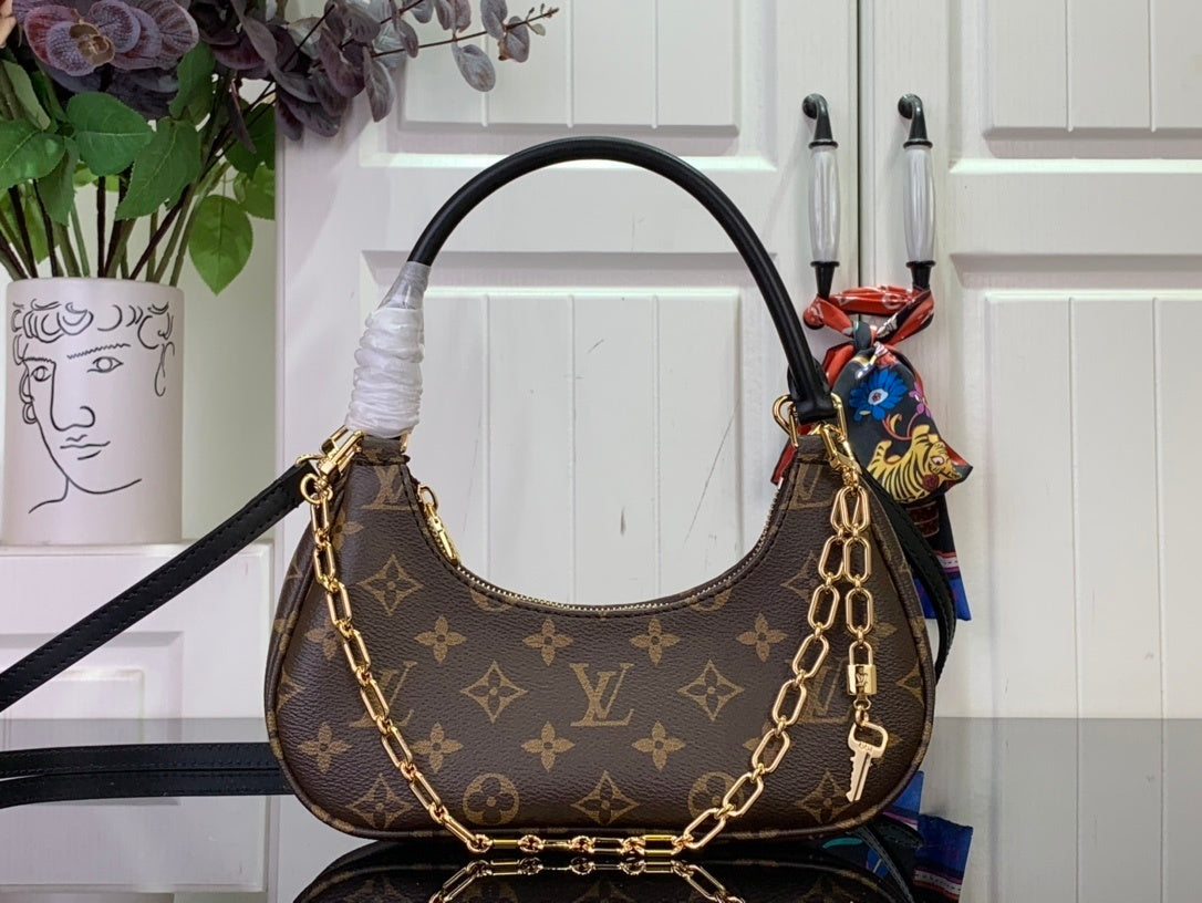 LV Catchy PM Bag