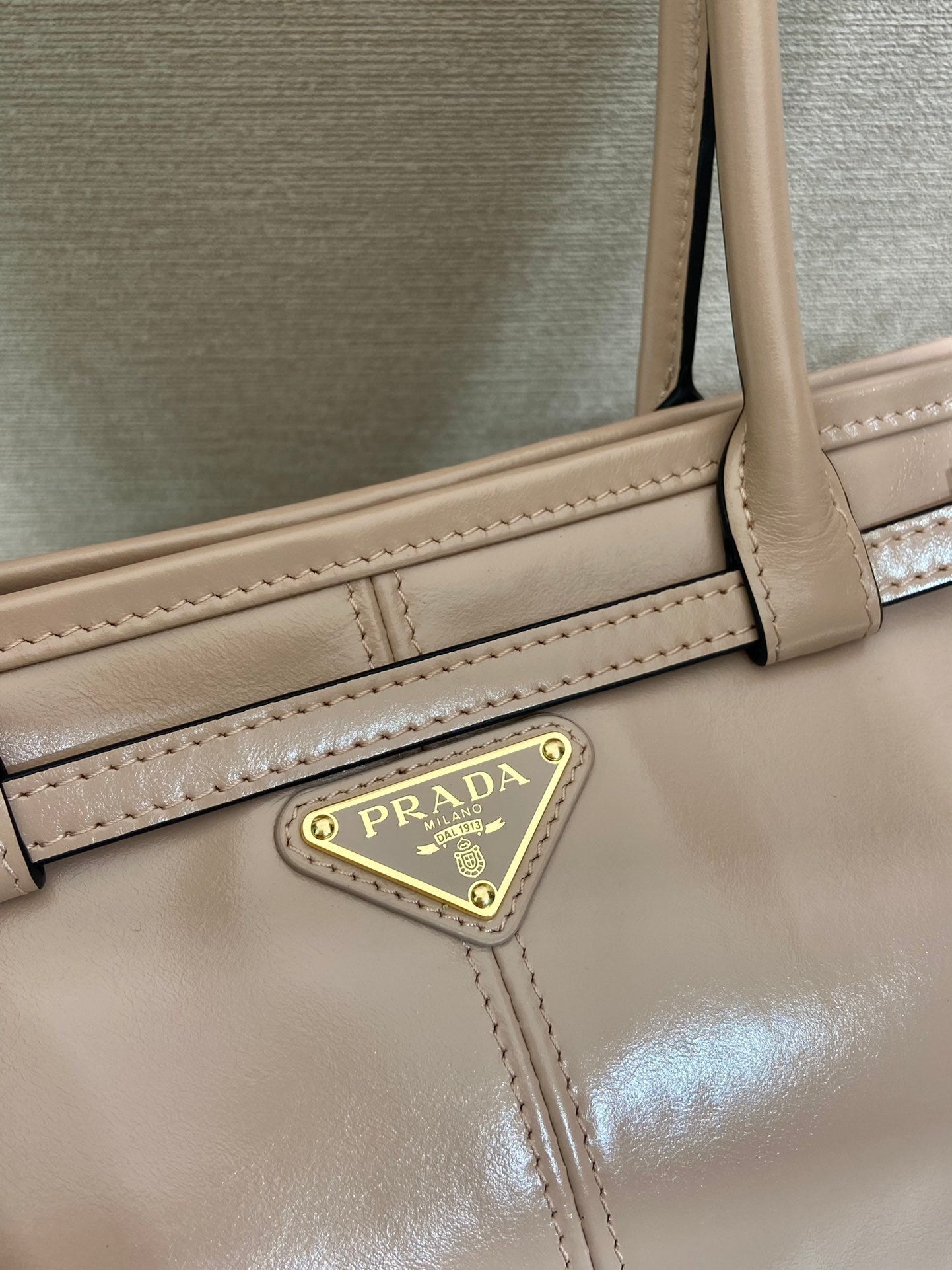 Prada Bonnie medium leather handbag