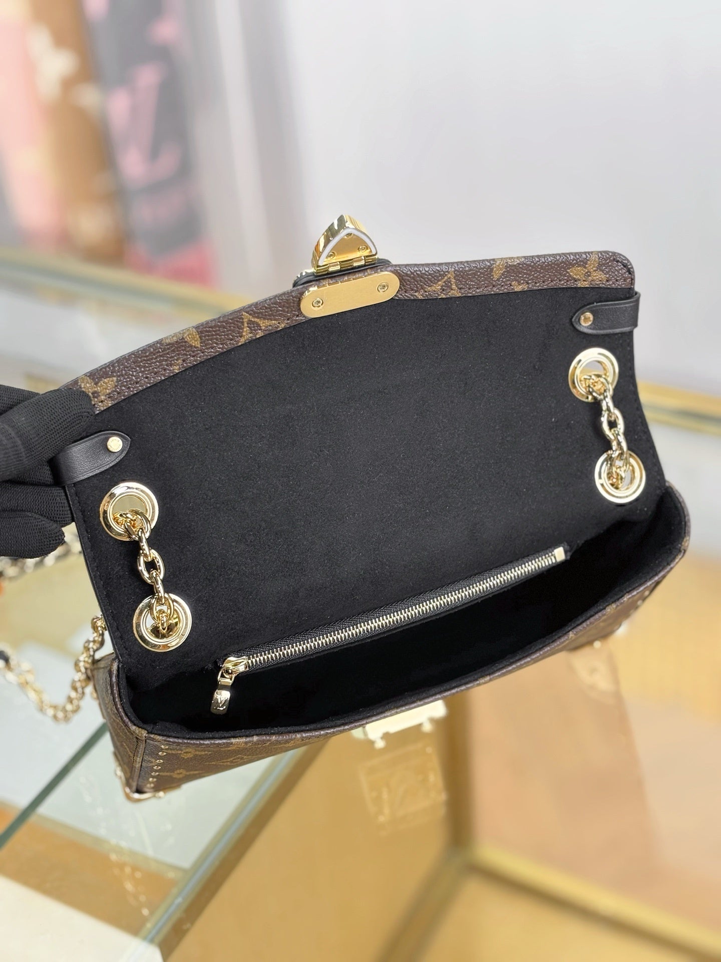 Trunkie East West Bag