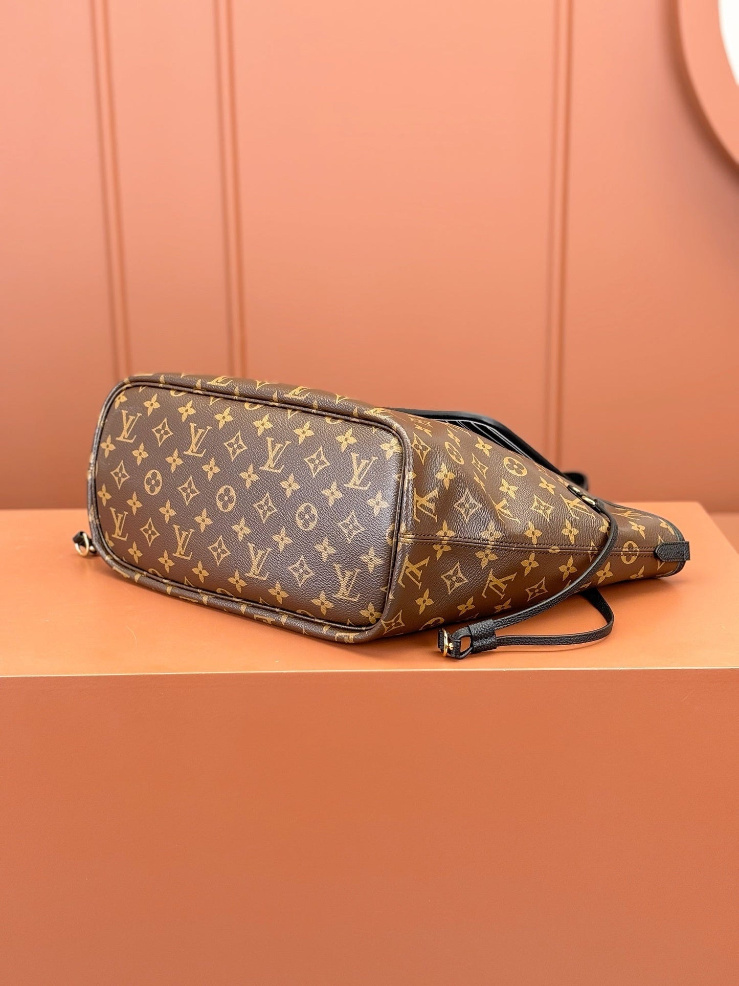 Neverfull Inside Out MM Bag