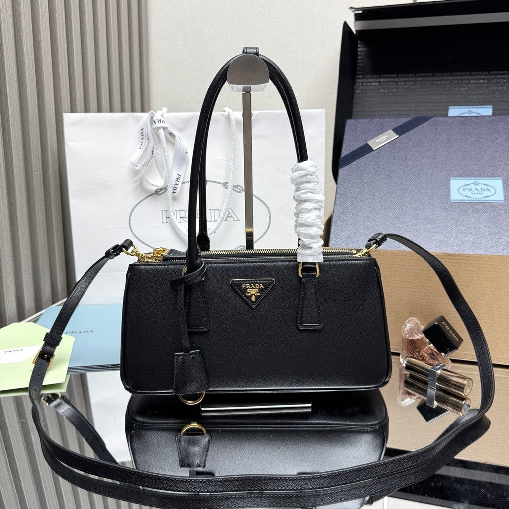 Prada Galleria medium leather bag
