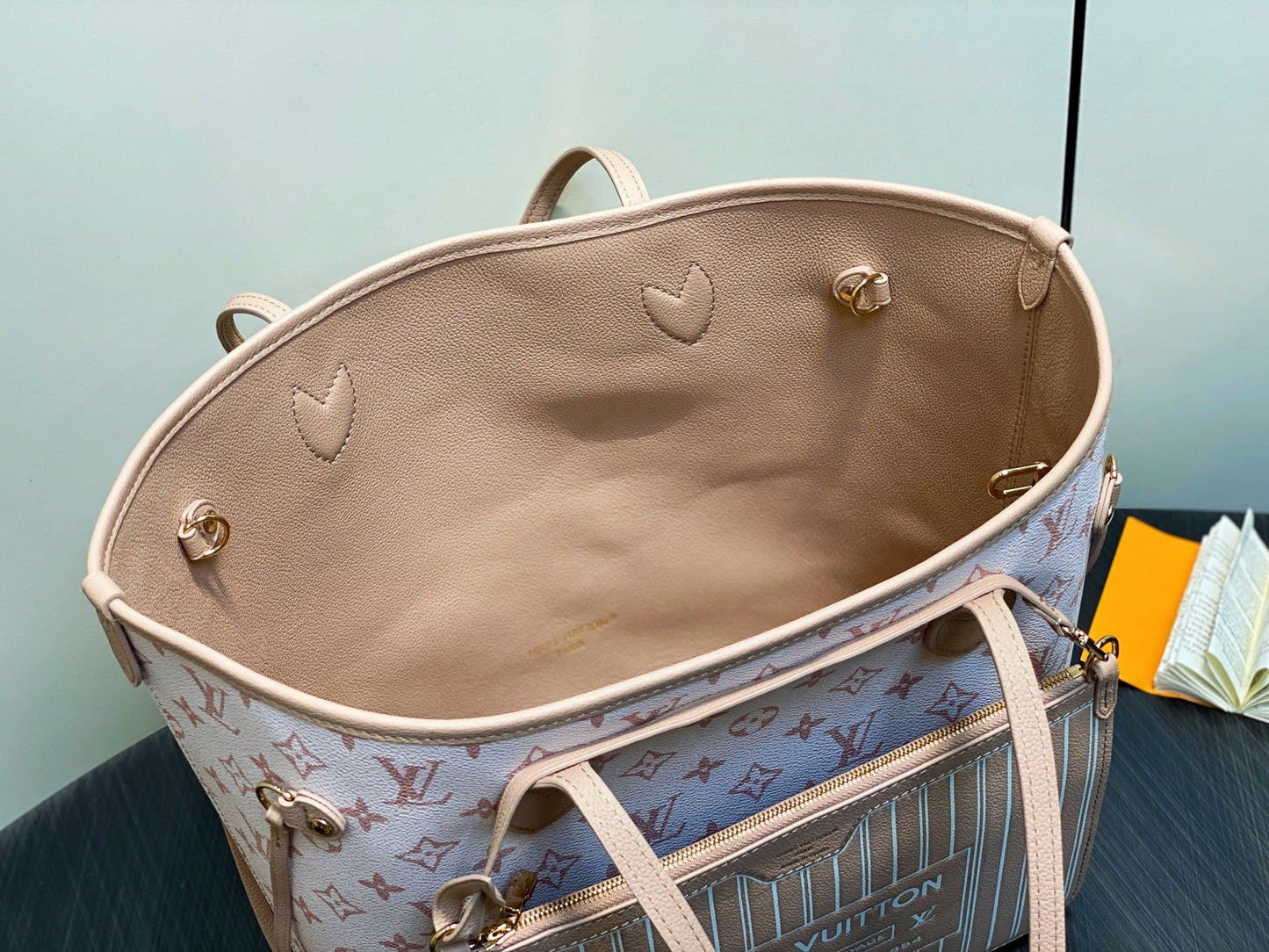 Neverfull Inside Out MM Bag