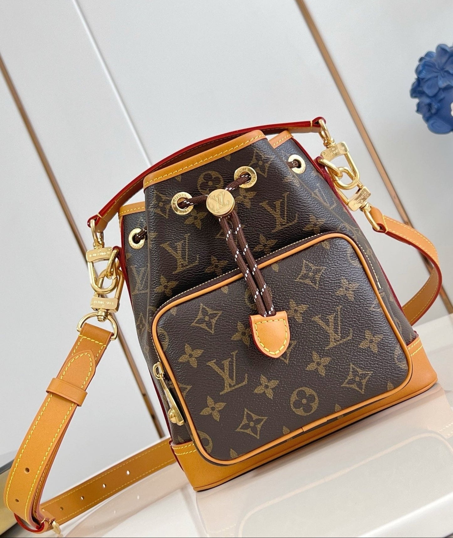 LV Noe Cargo Bag