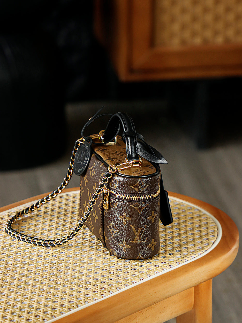 Vanity Chain Pouch Bag