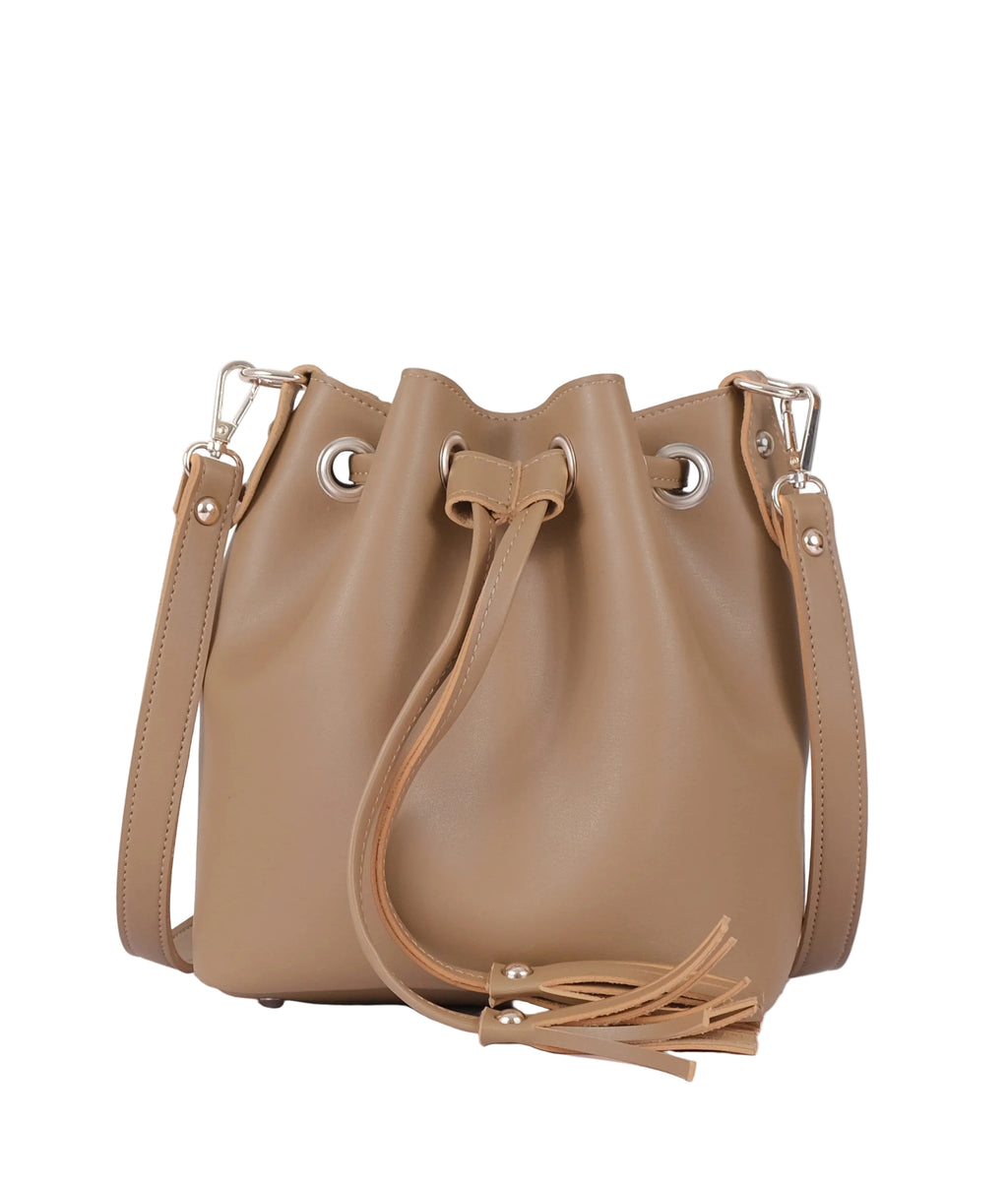 Brown bucket bag