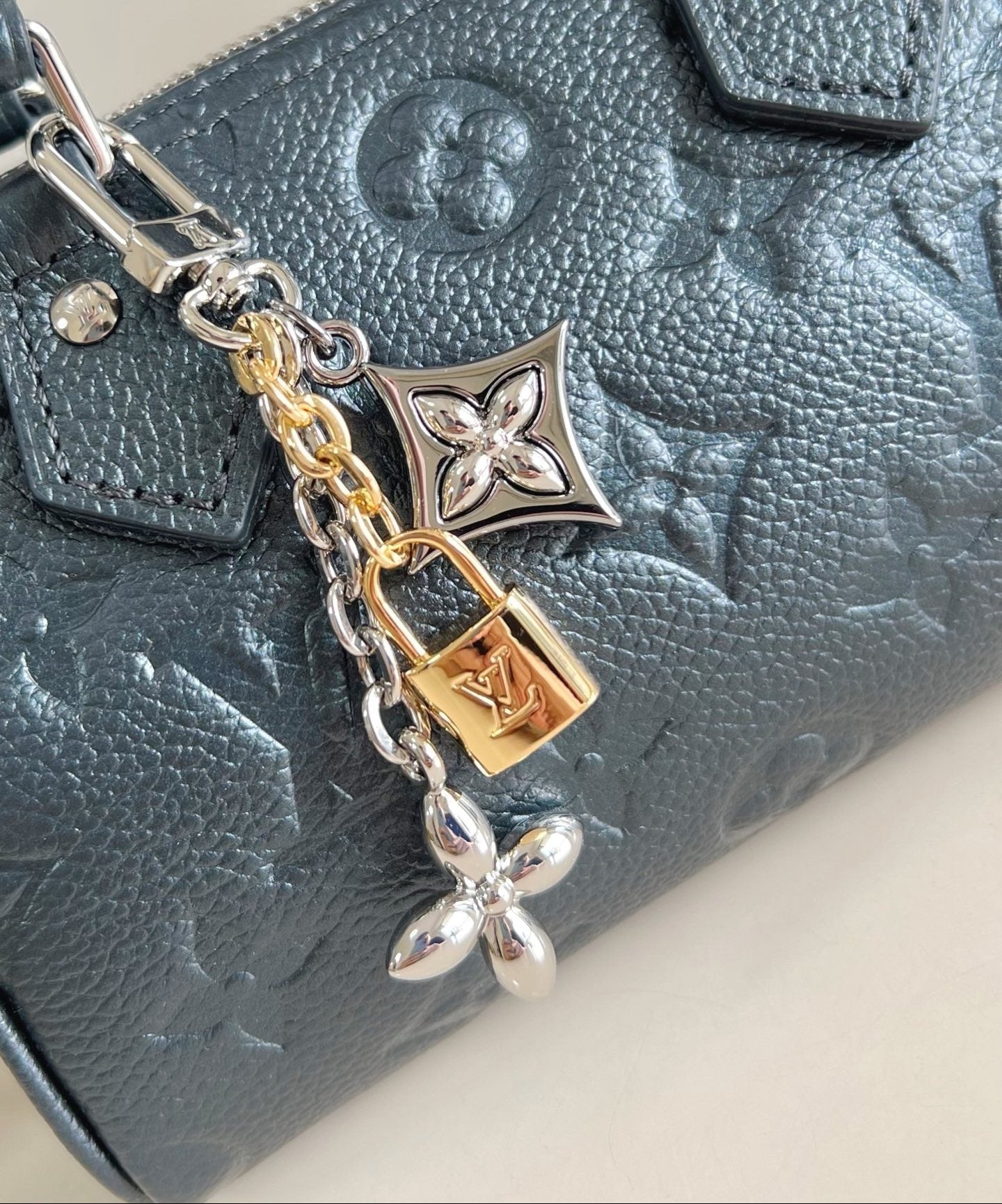 Nano Speedy Bag