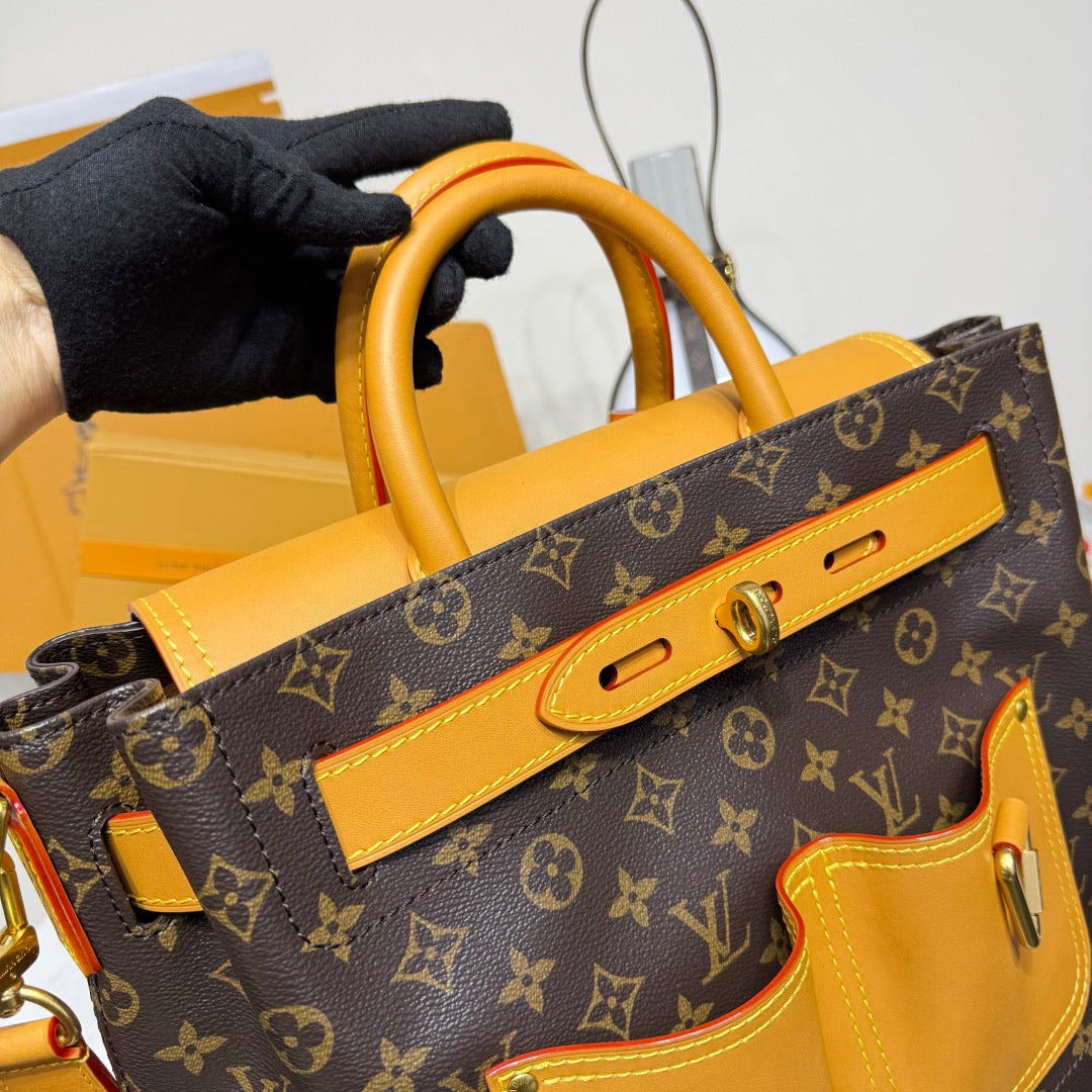 LV Steamer 30 Bag