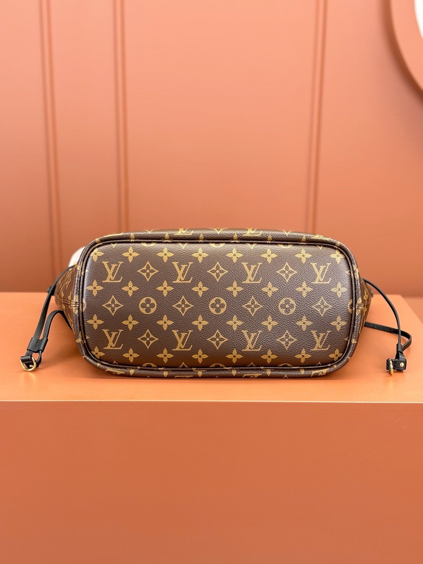 Neverfull Inside Out MM Bag