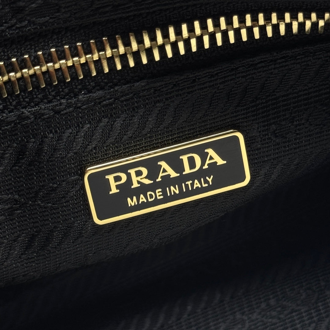 Prada Bonnie leather mini handbag