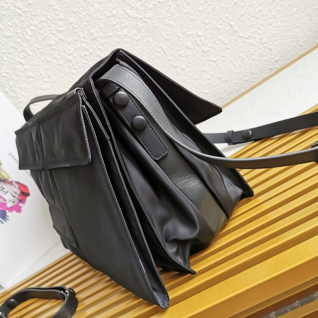 Prada Traveller large padded Re-Nylon shoulder bag