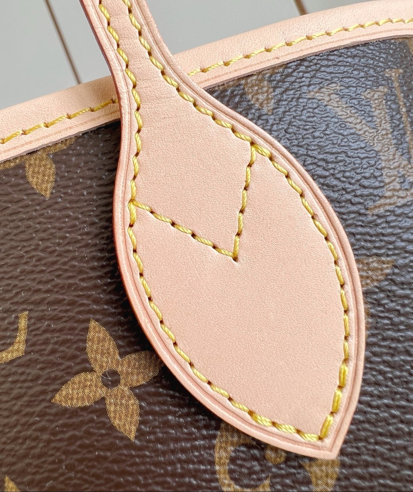 Neverfull MM Tote Bag