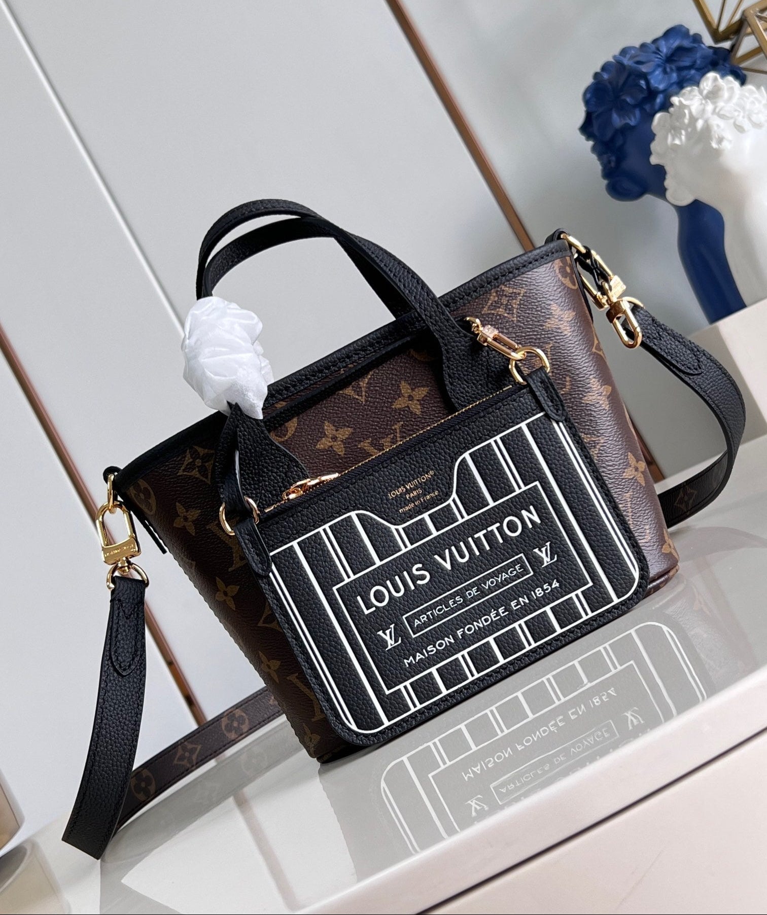 Neverfull Bandoulière Inside Out BB Bag