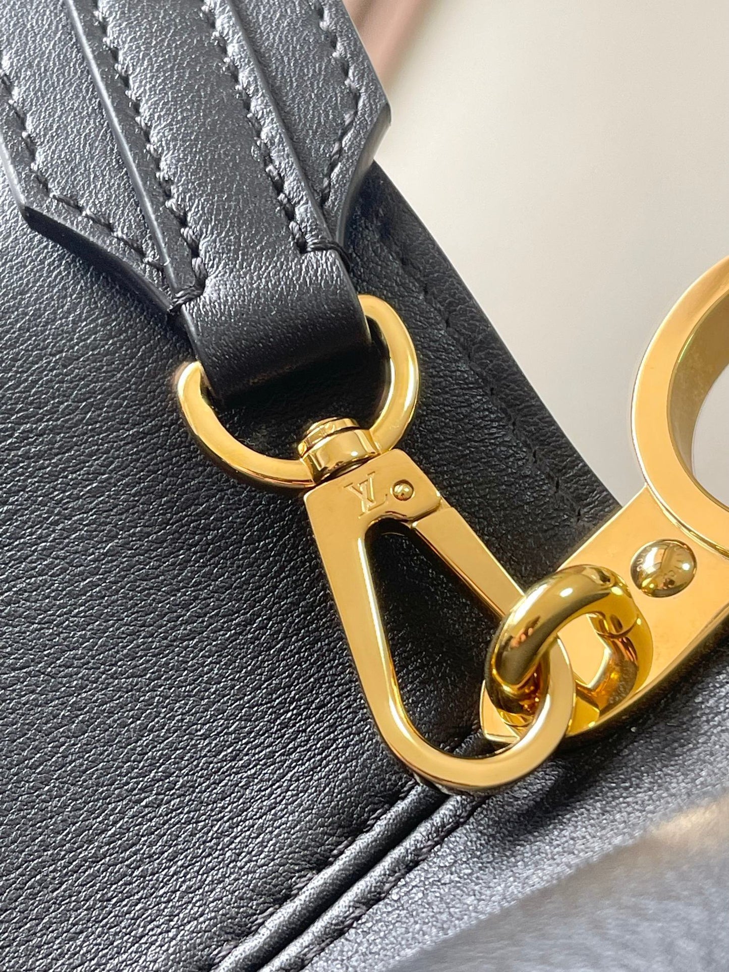 Capucines GM Souple Bag