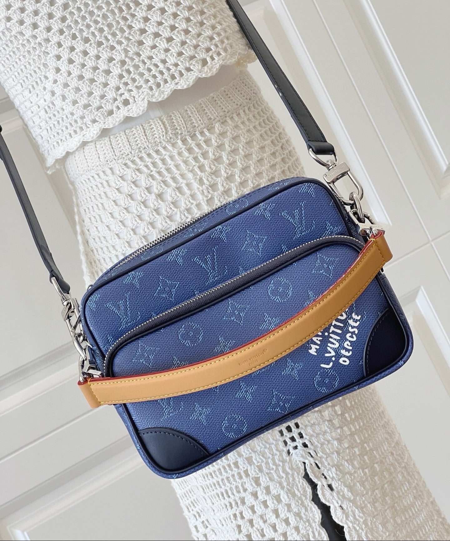 LV Nil Bag