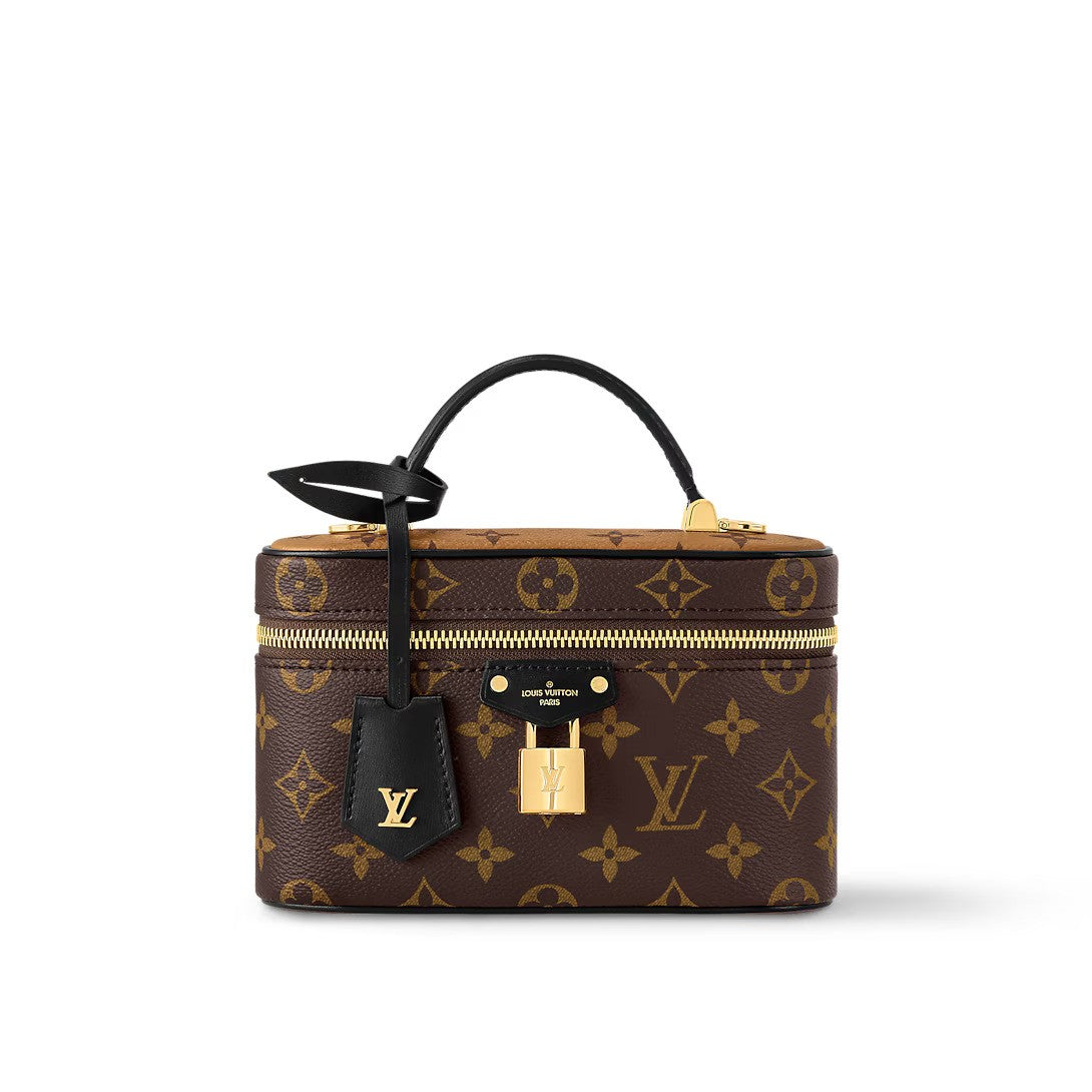 Vanity Chain Pouch Bag